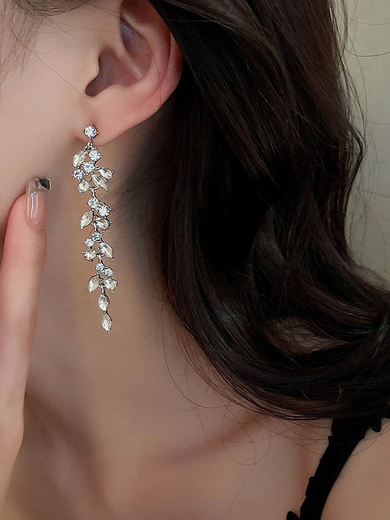 Rhinestone Decor Drop Earrings